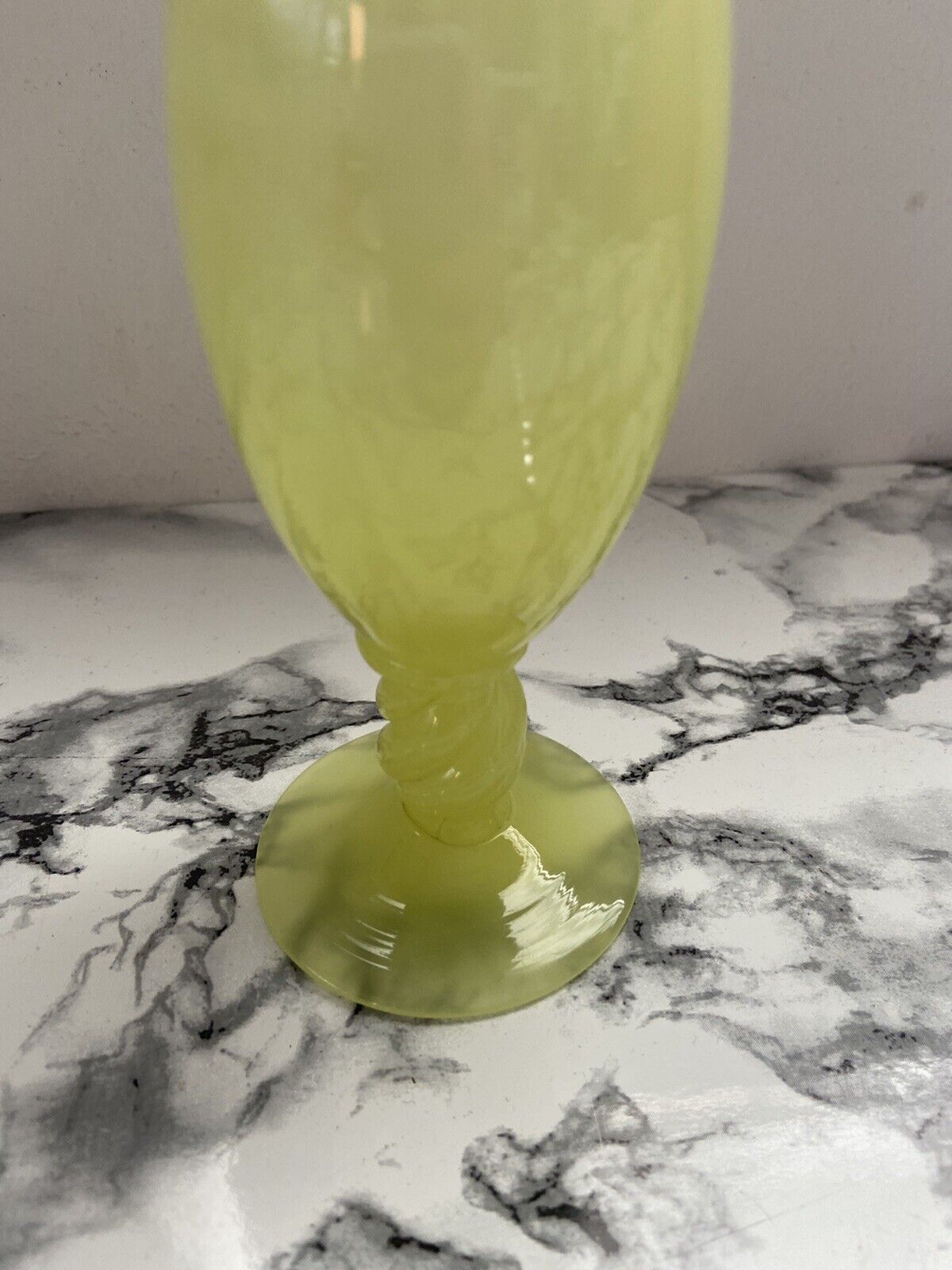 Vaso In Vetro Verde Leggerissimo