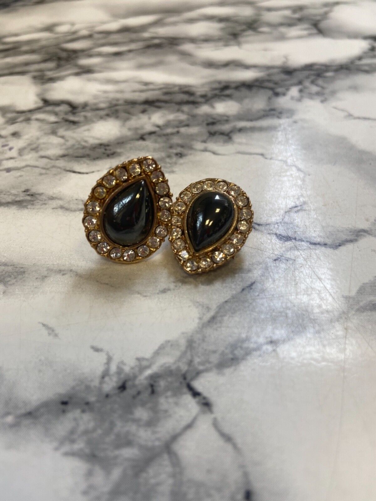 Vintage earrings - blue stone - sparkle