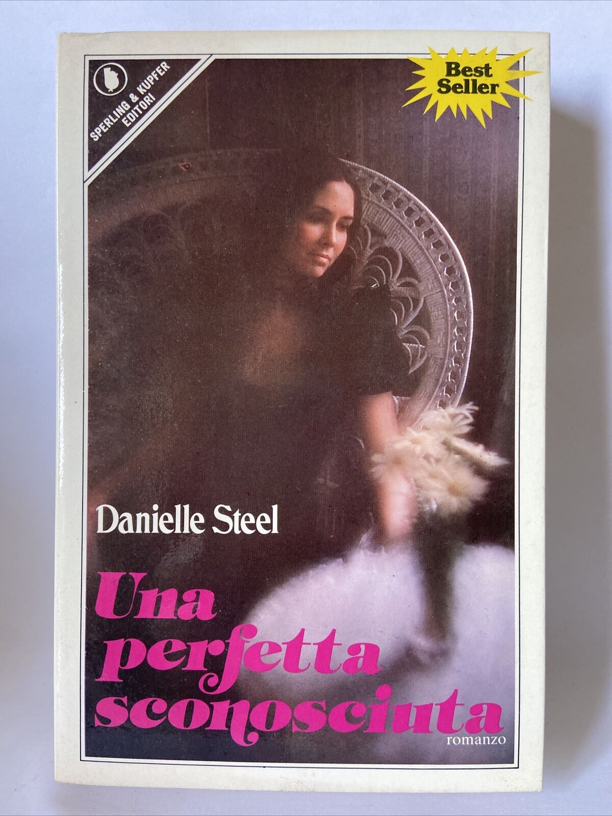 Danielle Steel • A Complete Stranger