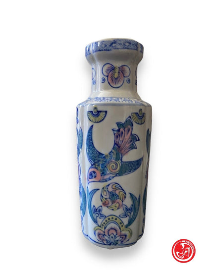 Oriental ceramic vase 