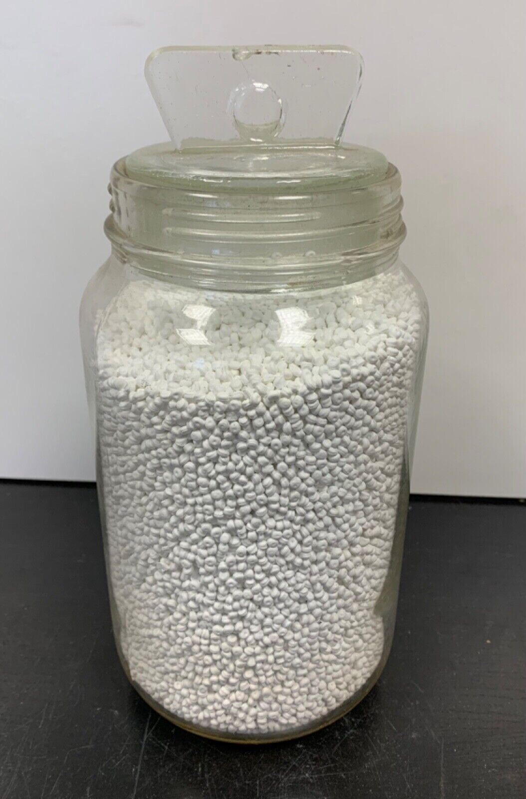 Decorative container 