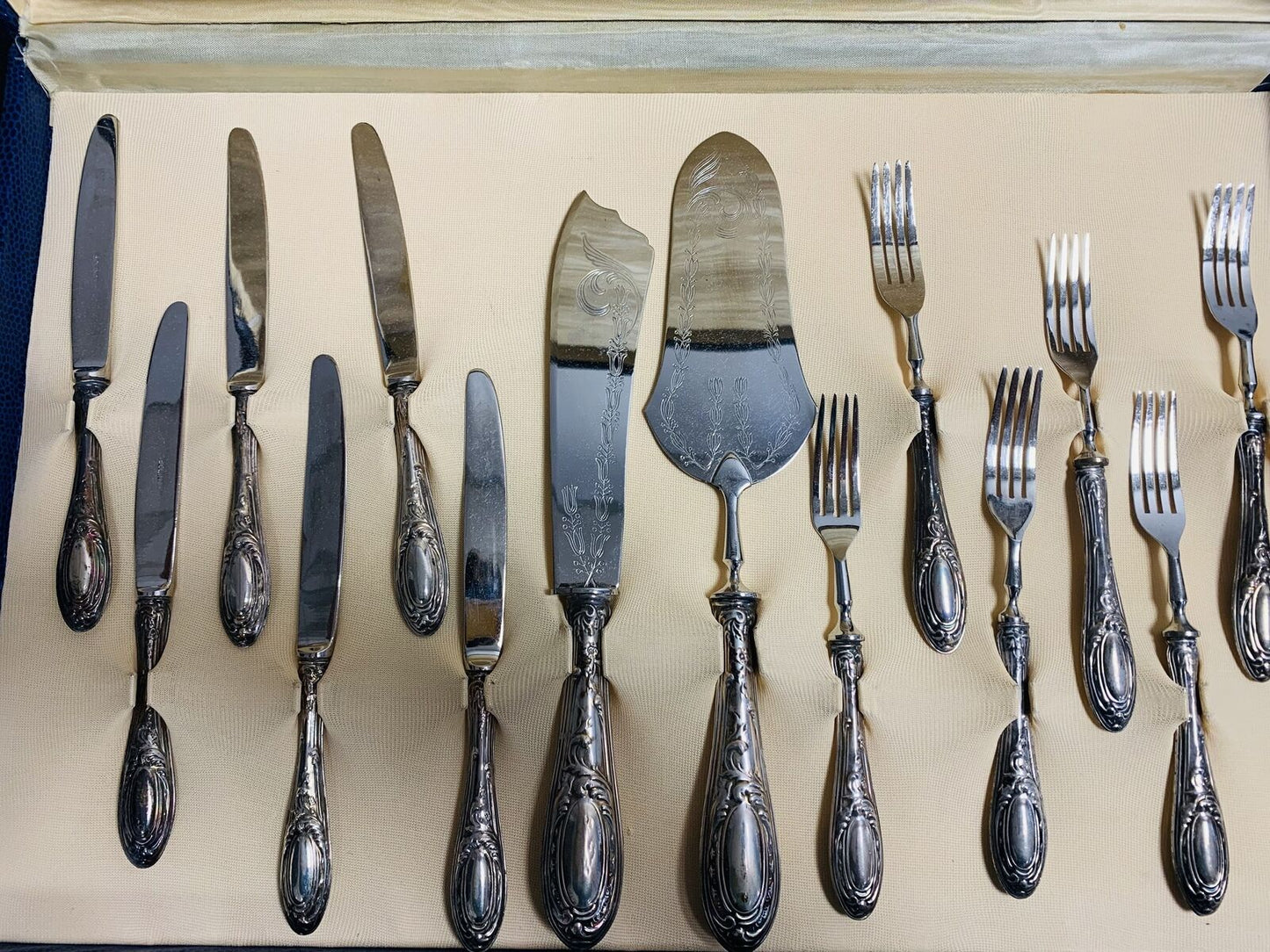 Vintage silver cutlery set