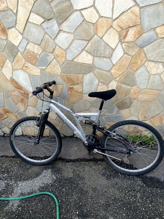 Bici Defender in alluminio