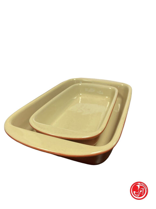 Pair of ceramic baking trays 