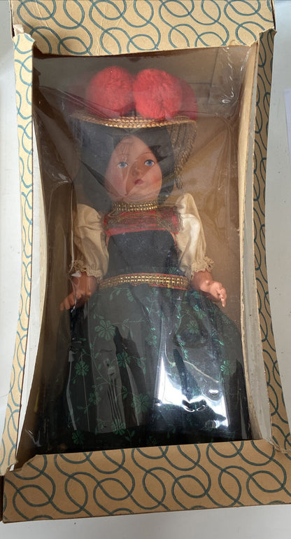 Vintage Trachtenpuppen doll