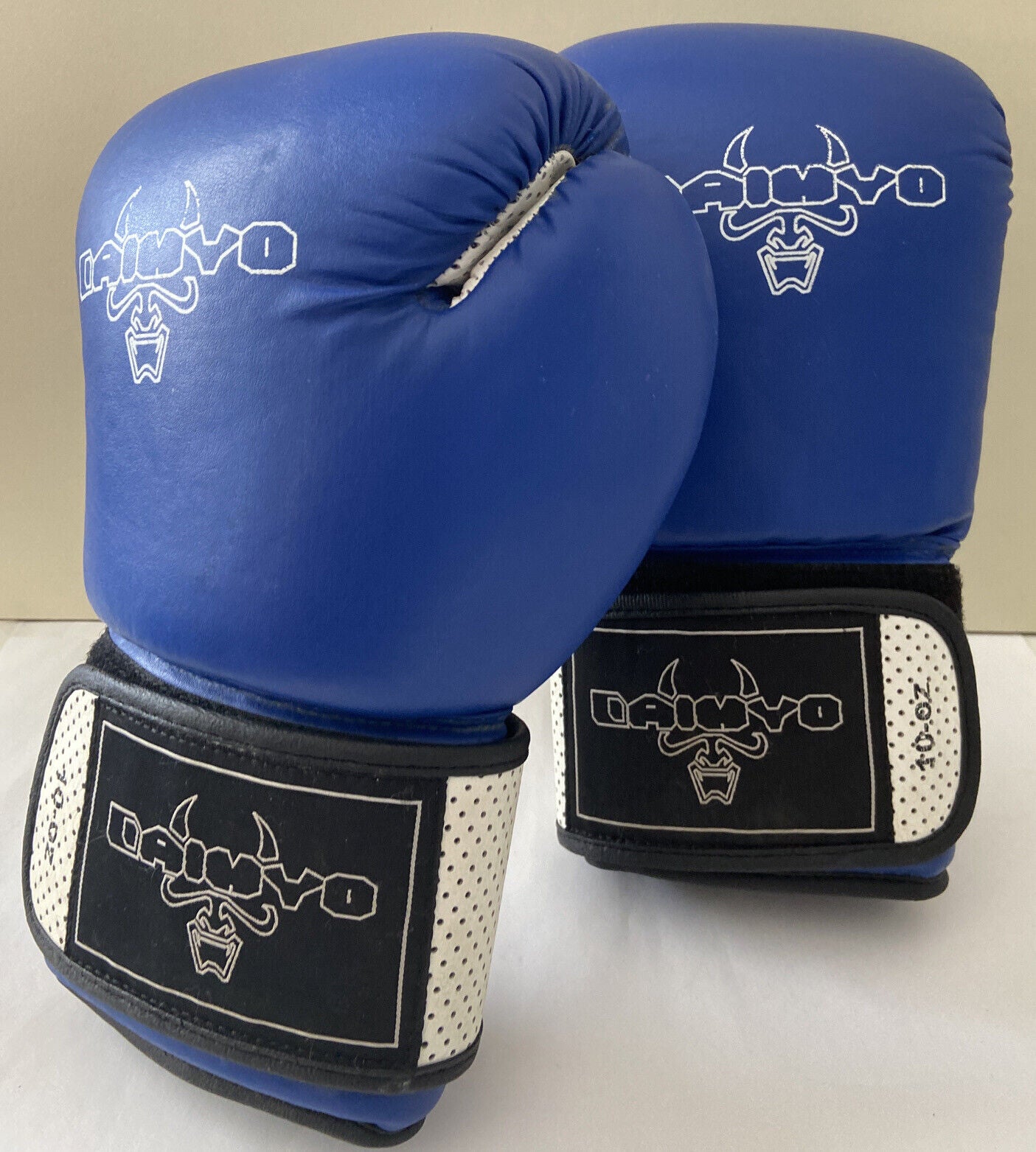 Gants de boxe bleus pour hommes
