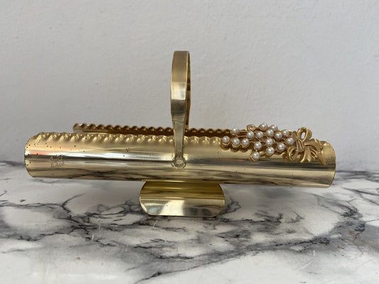 Golden Object Holder