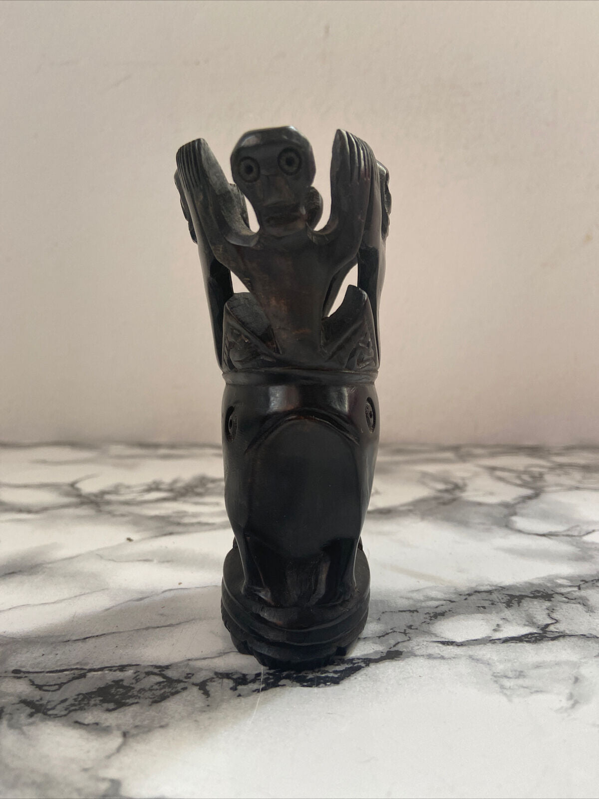 Pezzi D’arte In Legno / Osso