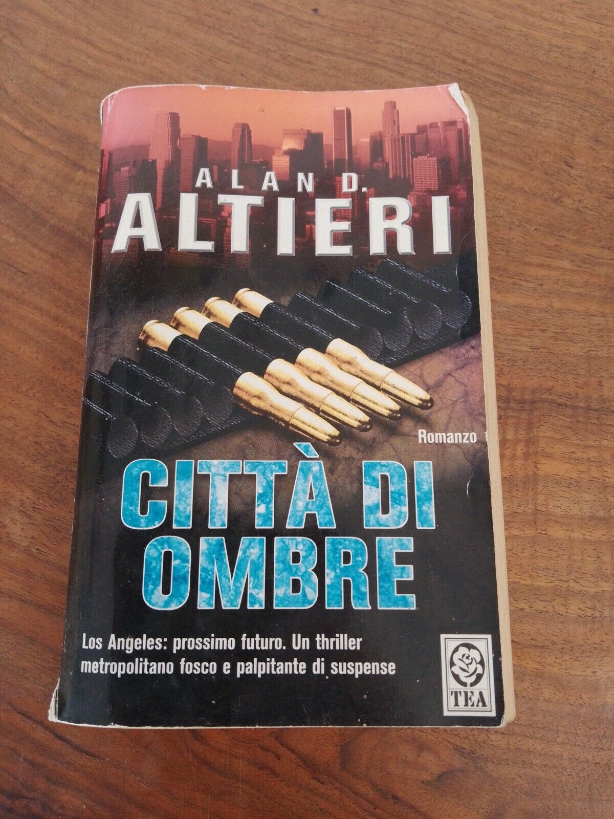 City of Shadows, A. Altieri, Tea, 1995