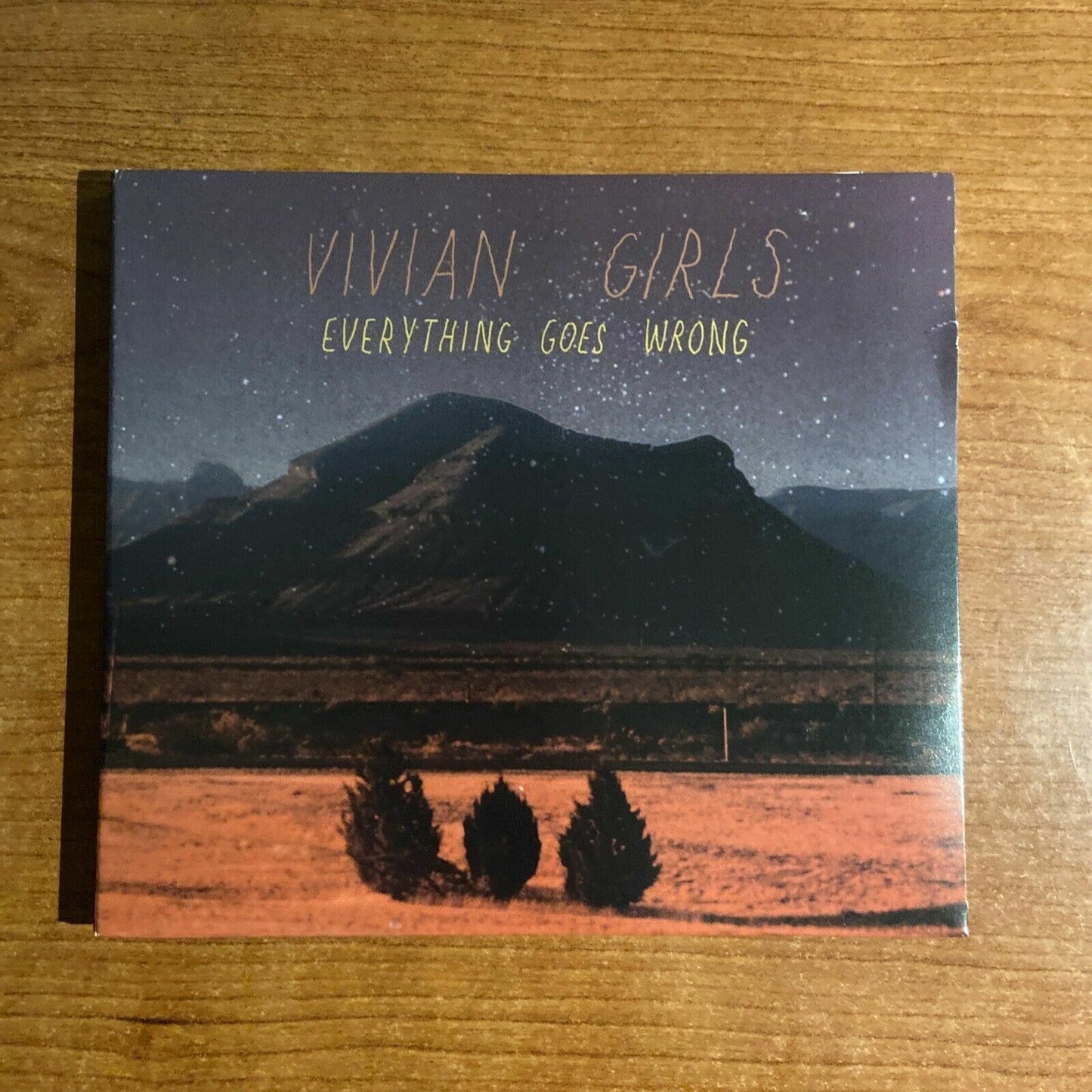 Vivian Girls - Tout va mal 