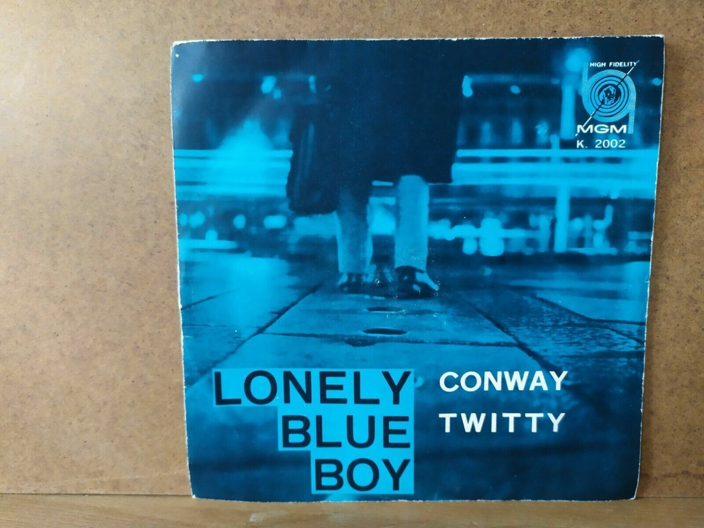 Conway Twitty – Garçon bleu solitaire 