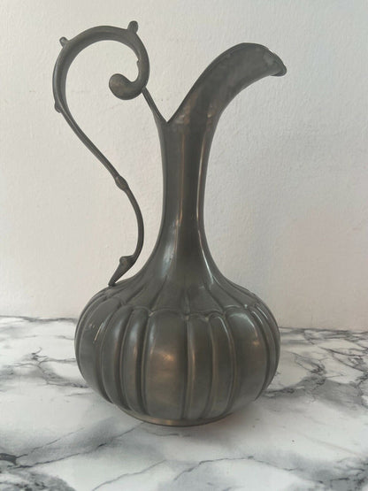 Art and antiques - Antique water/tea jug