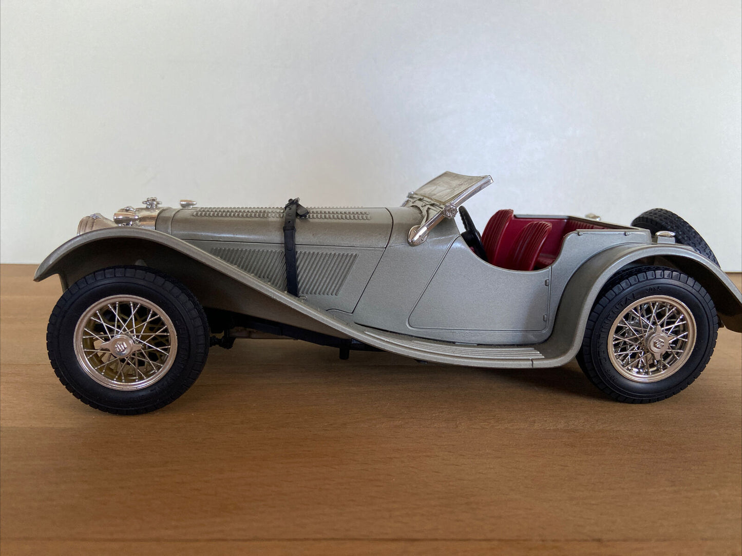 Burago 1/18 diamonds Jaguar SS100 1937 cod. 3006 NO RISERVA