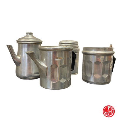 Tin tea set 