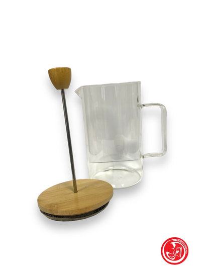 Glass teapot with infuser