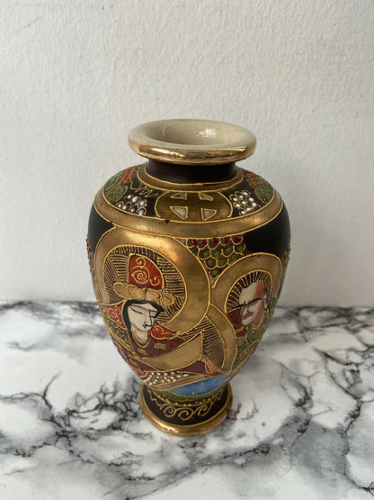 Art et antiquités - objets - Art japonais - paire de vases