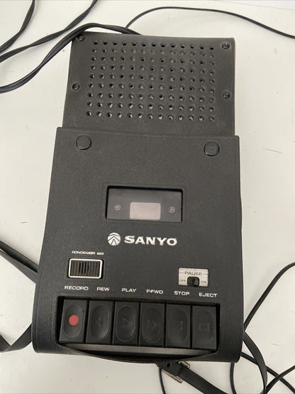 Cassette Recorder from the 70s - Sanyo