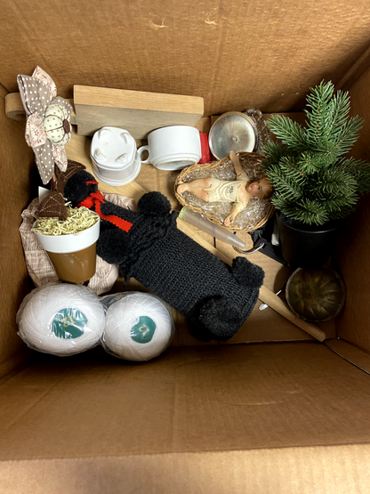 Box with market objects