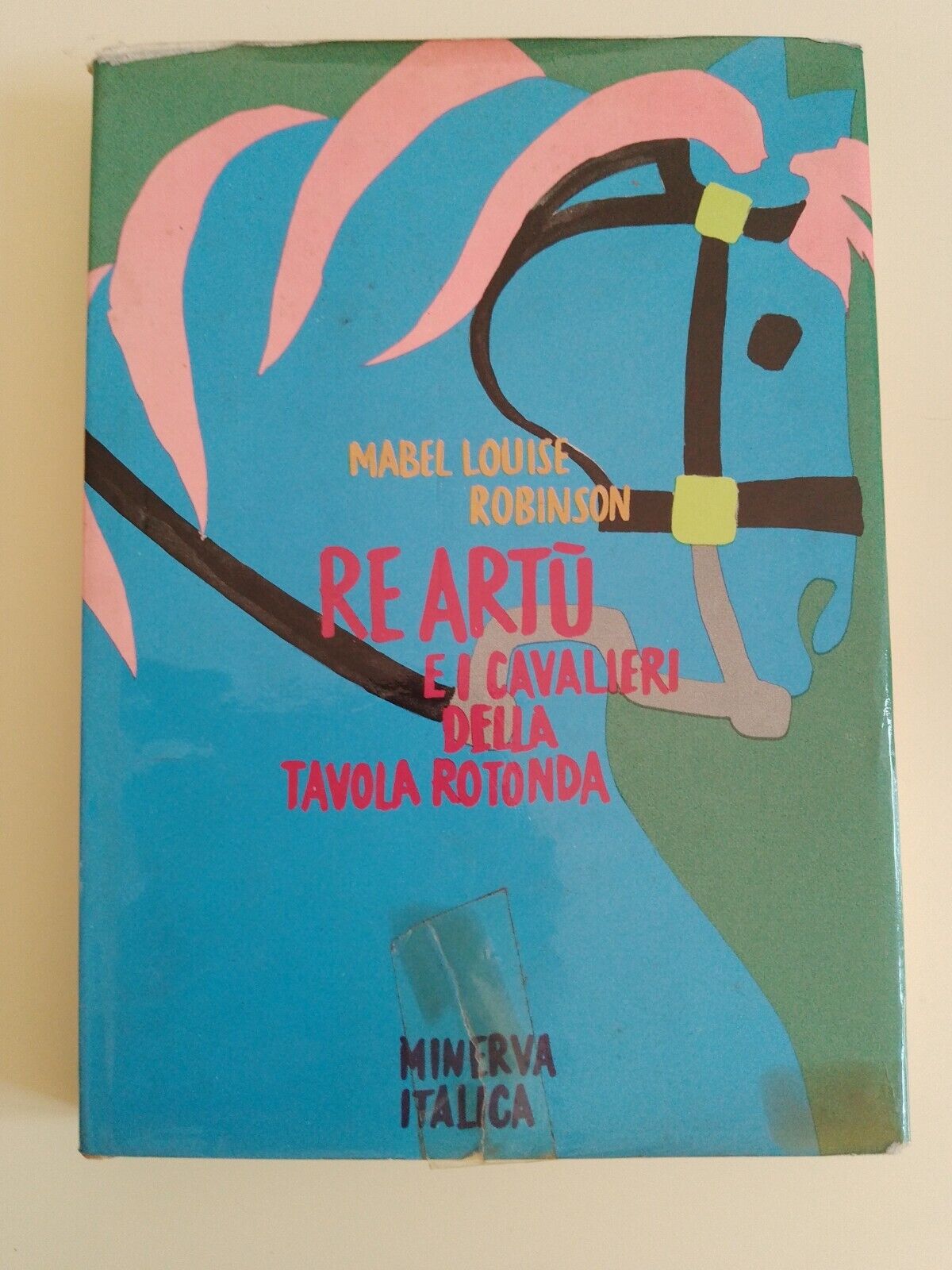 Re Artù e i Cavalieri della Tavola Rotonda - M.L. Robinson