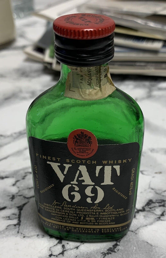 Mini Vat 69 fake scotch whiskey bottle