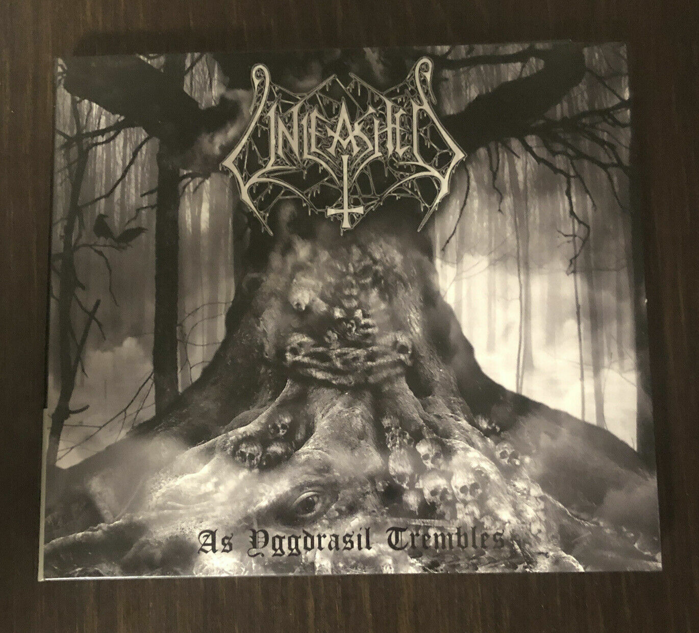 UNLEASHED - AS YGGDRASIL TREMBLES -DIG PAC  CD