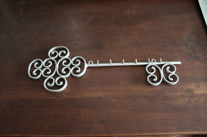 WROUGHT IRON WALL KEY RING