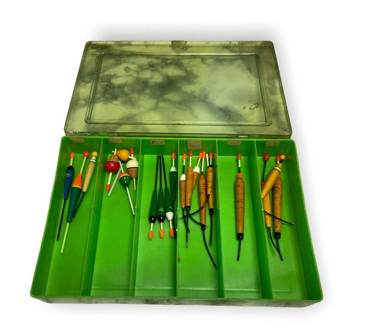 Kit per la pesca con esche finte