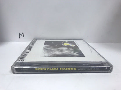 Emmylou Harris - Wrecking ball