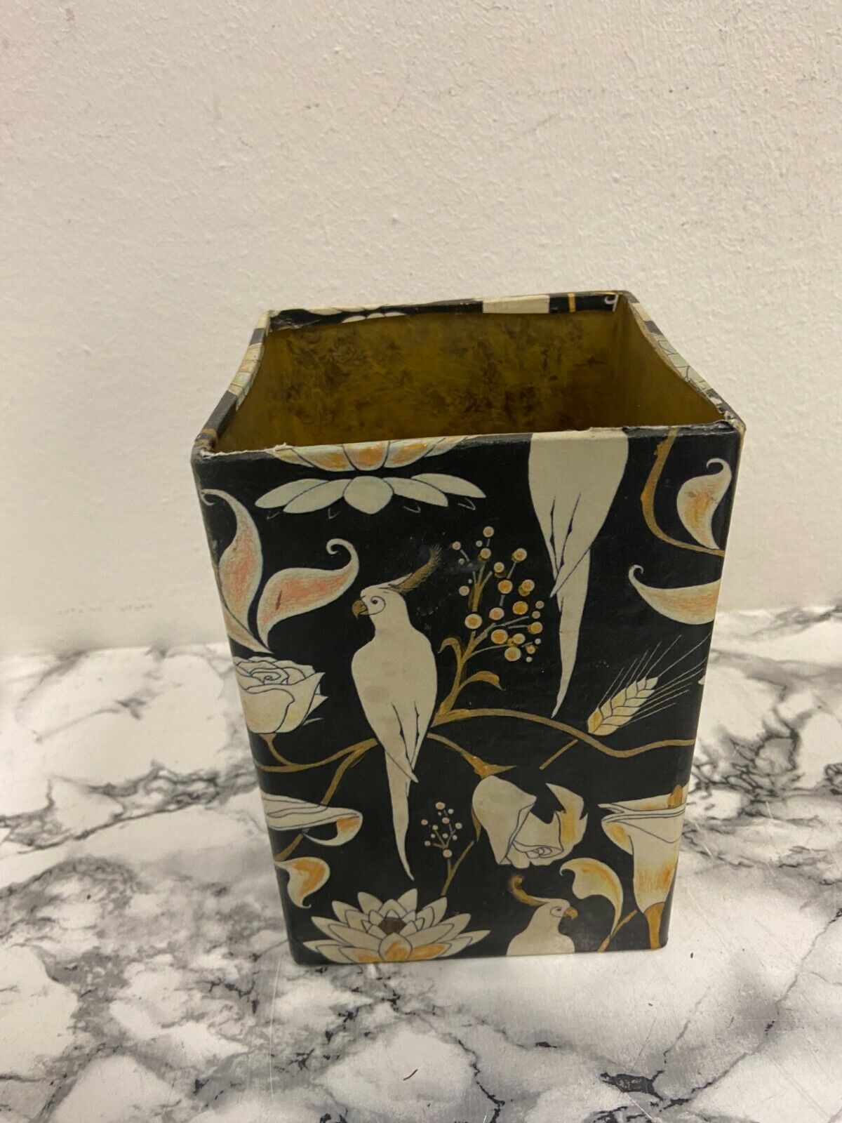 Vaso in vetro con fantasia pappagalli - Decoupage