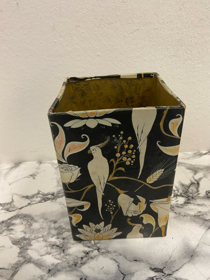 Glass vase with parrot pattern - Decoupage