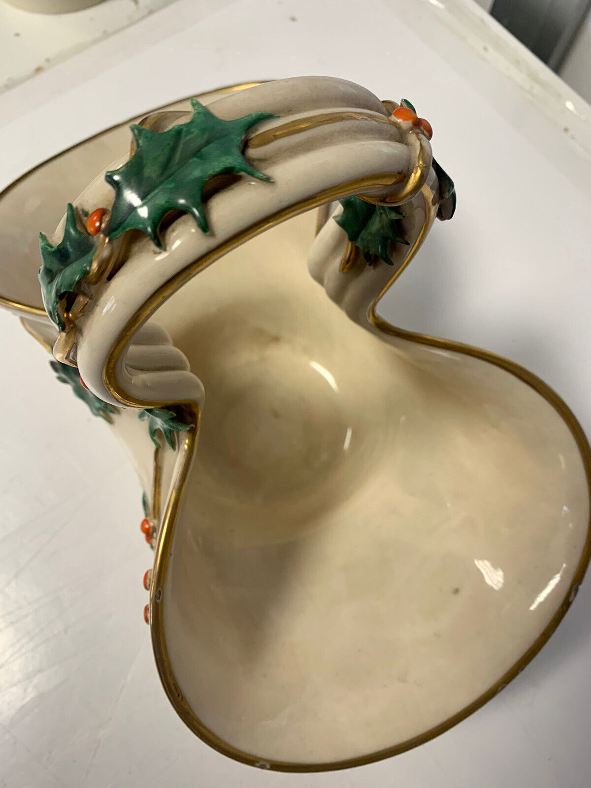 Decorated ornament vase