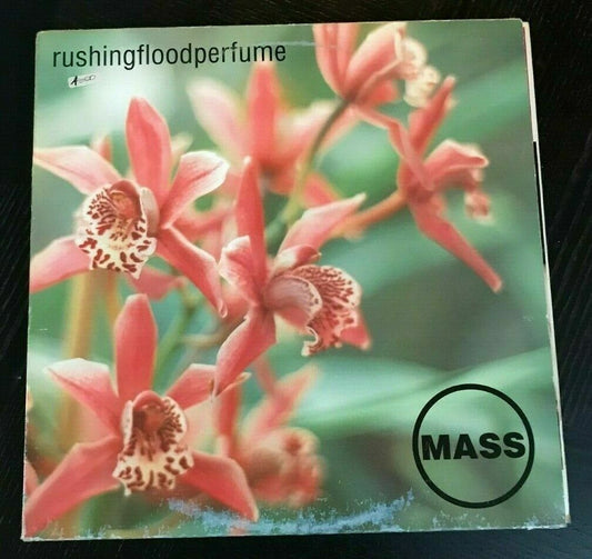 VINYLE Mass (13) – Rushingfloodparfume 