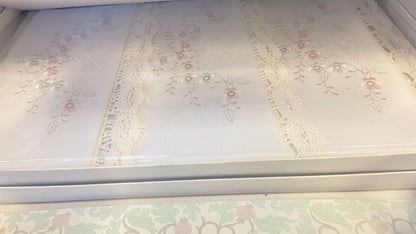 Broderie Déesse - draps enfants