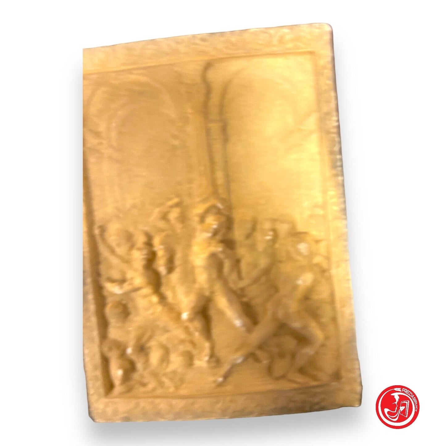Panneau de plâtre avec production en relief 