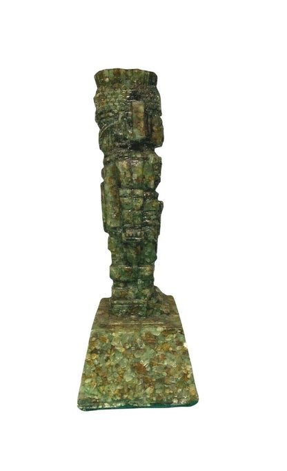 Statue totem en pierre minérale cristal vert