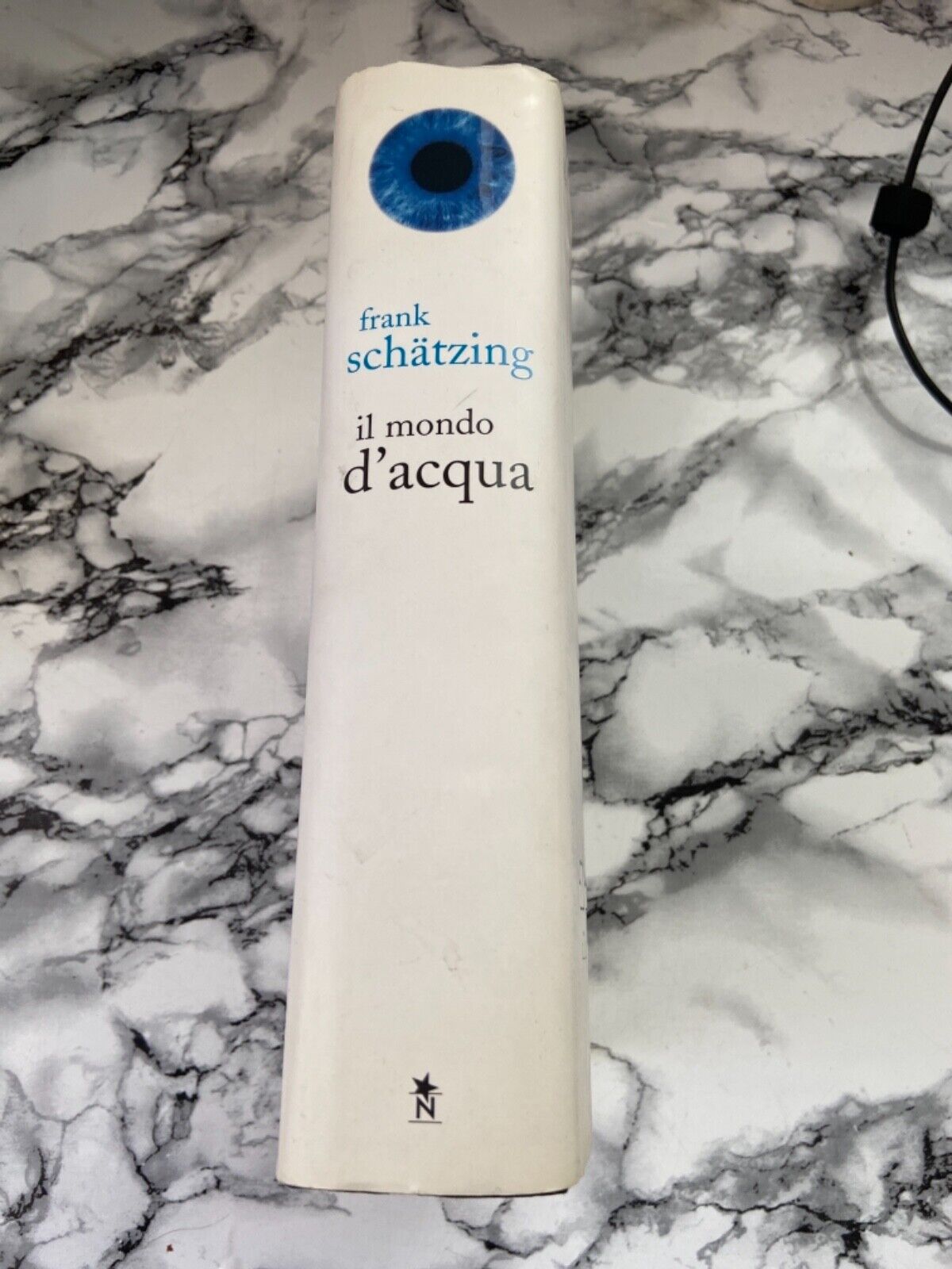 F. Schatzing - Le monde de l'eau à la découverte de la vie à travers la mer