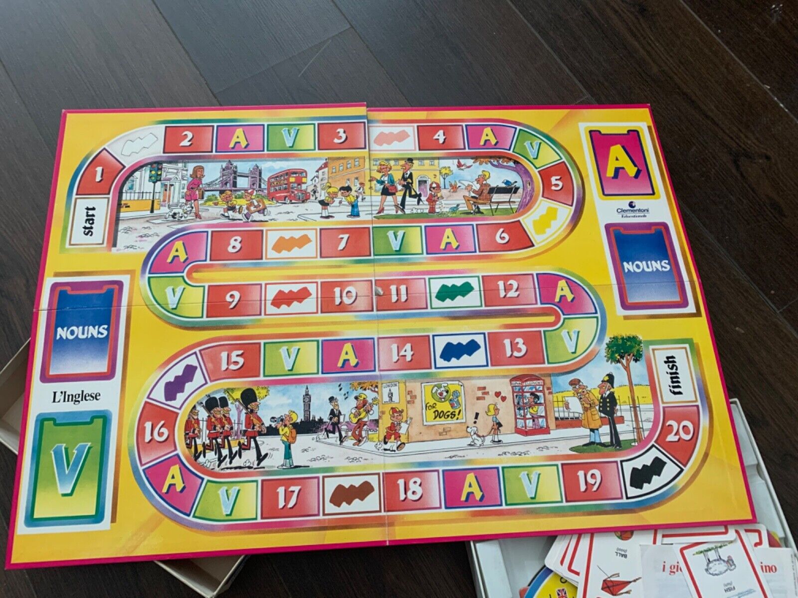 Gioco Da Tavolo In Legno Con Dadi - Versione Classica Del Gioco Inglese Da Pub - 23,9x17x3 Cm Con 2 Dadi E Istruzioni