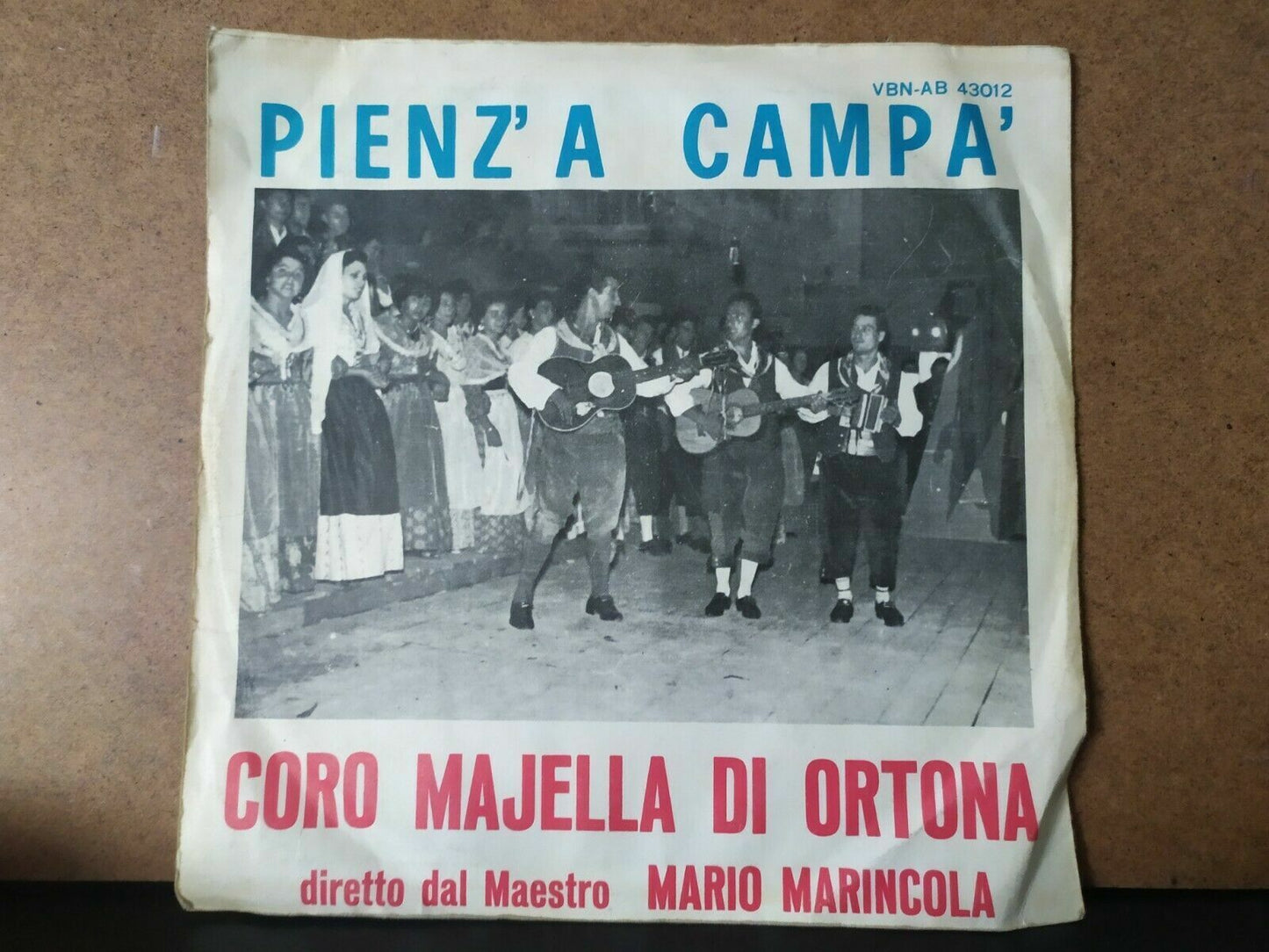 Coro Majella of Ortona directed by Mario Marincola / Pienz'a Campa' - Amore Me! 