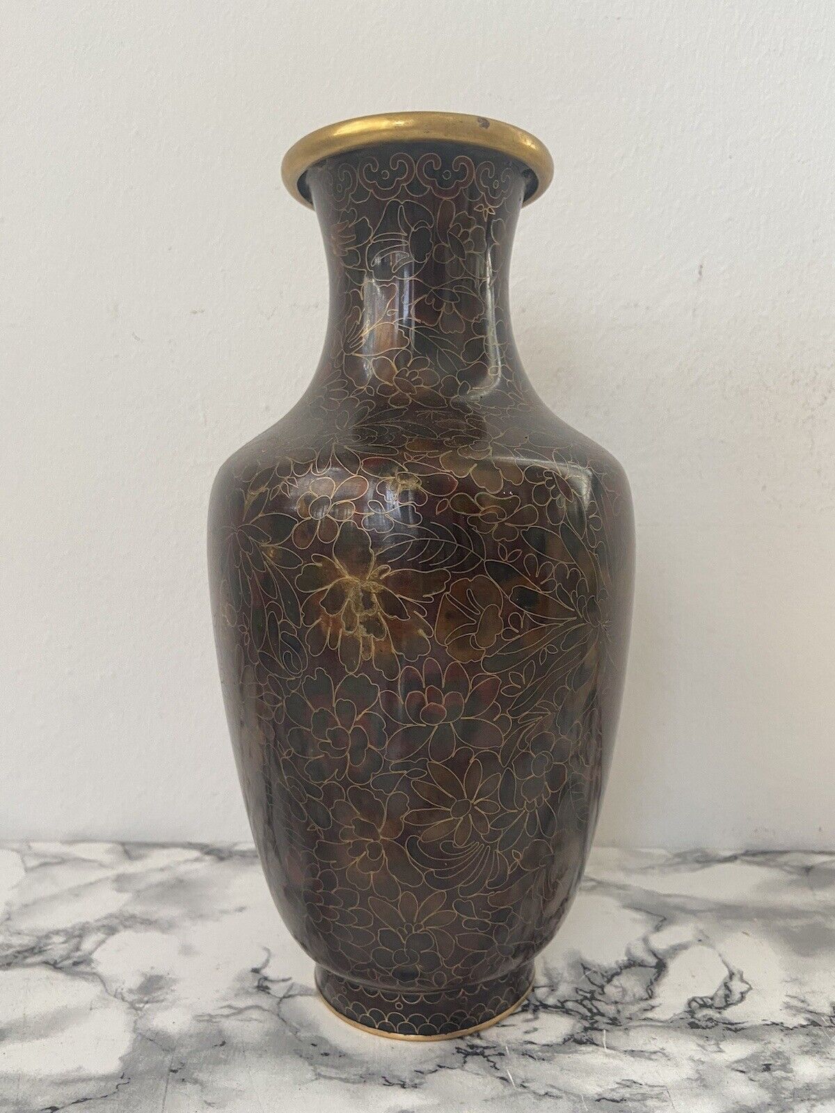 Chinoiserie Porcelain Vase