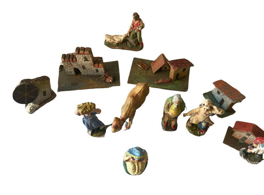 Figurines for the nativity scene