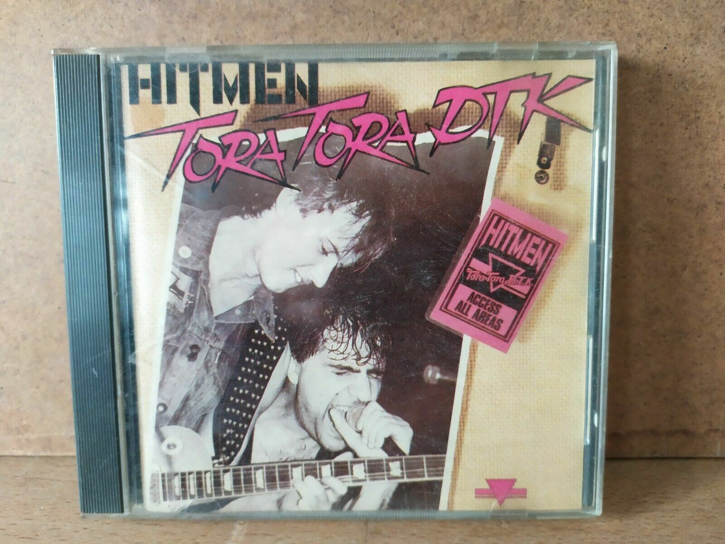 The Hitmen – Tora Tora D.T.K.