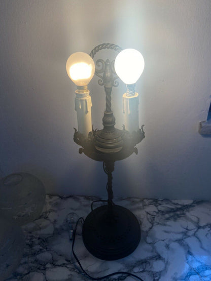 Table lamp