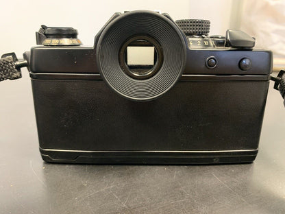 Vintage Contax RTS camera