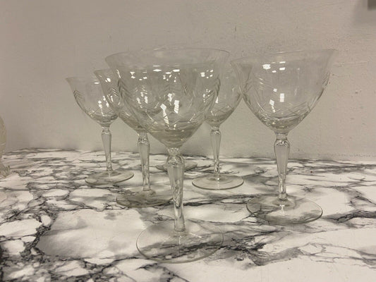 Set of 12-cup crystal glasses (6 water and 6 wine)