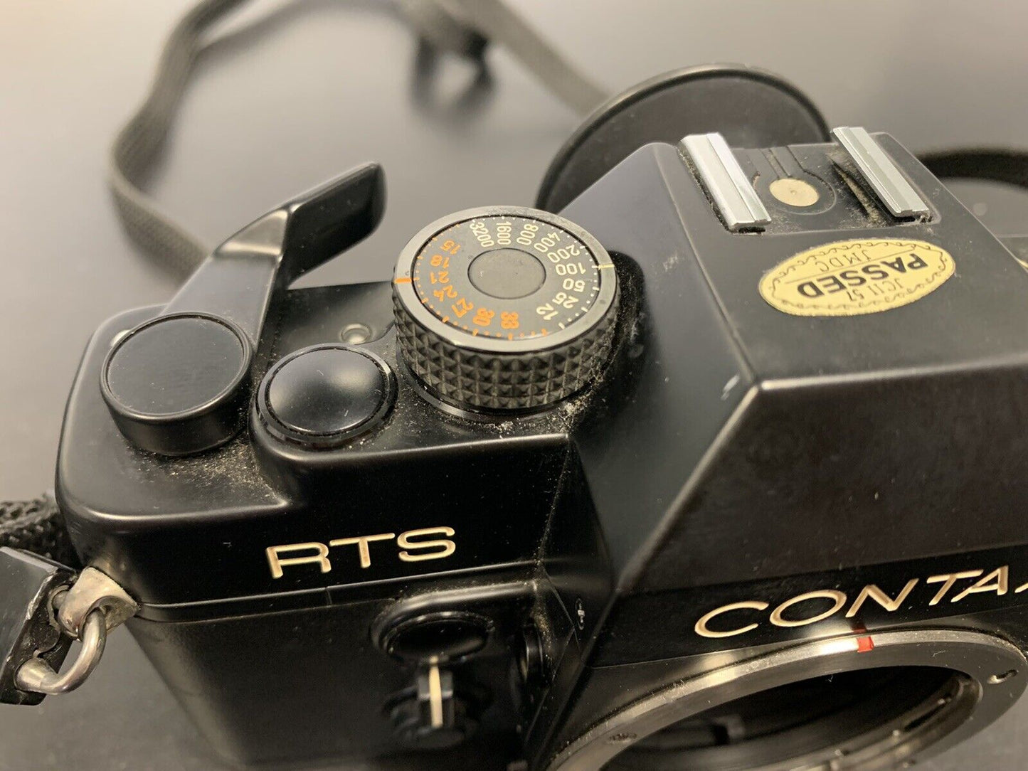 Vintage Contax RTS camera