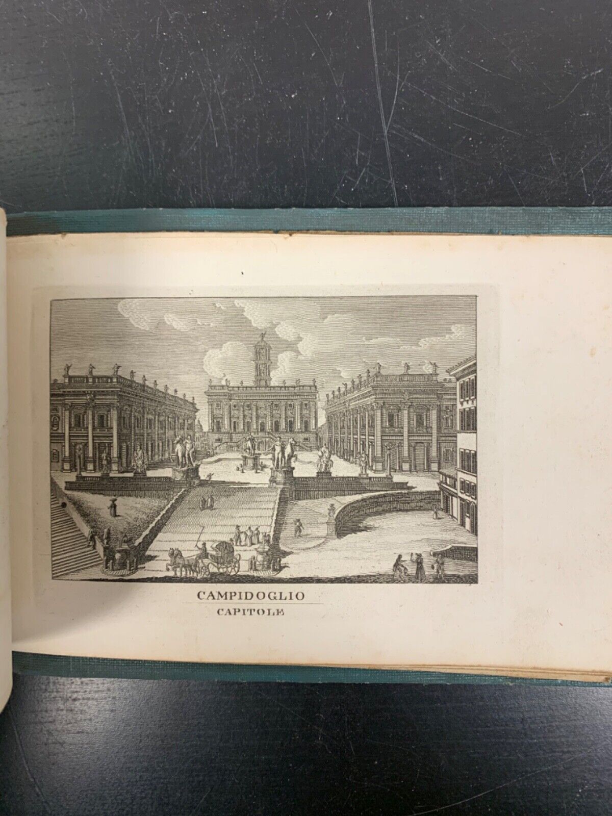 Libretto d’epoca con foto di Roma