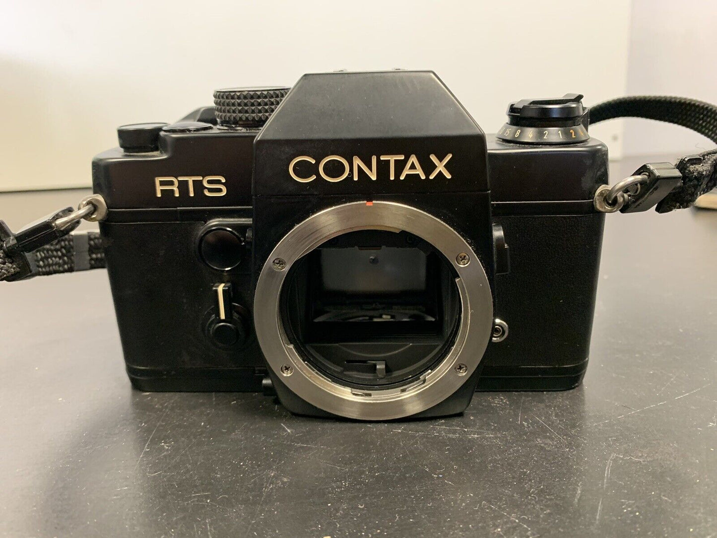 Vintage Contax RTS camera