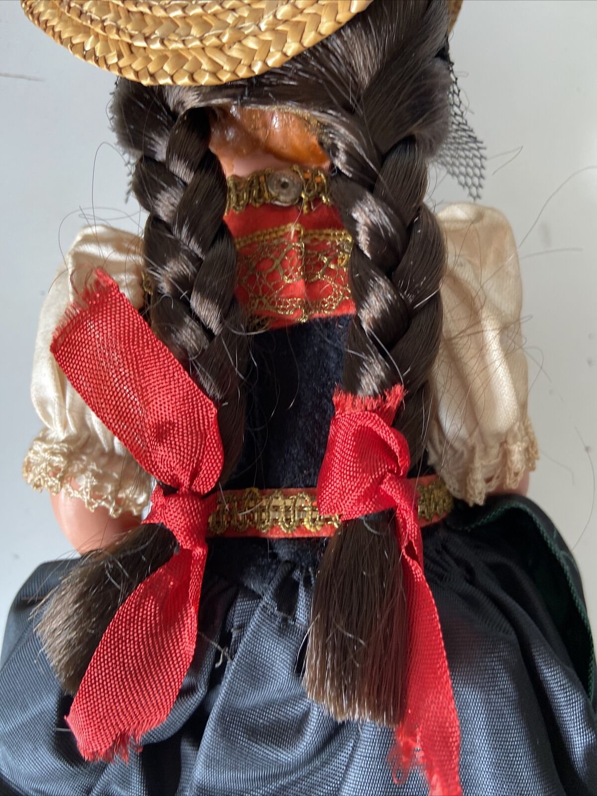 Vintage Trachtenpuppen doll