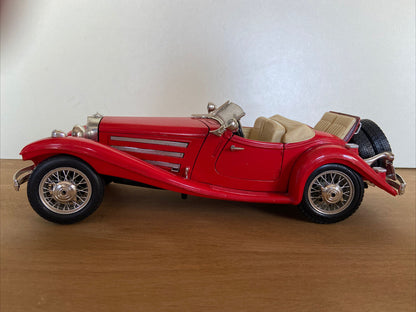 Macchinina Burago Mercedes Benz 500K Roadster (1936)
