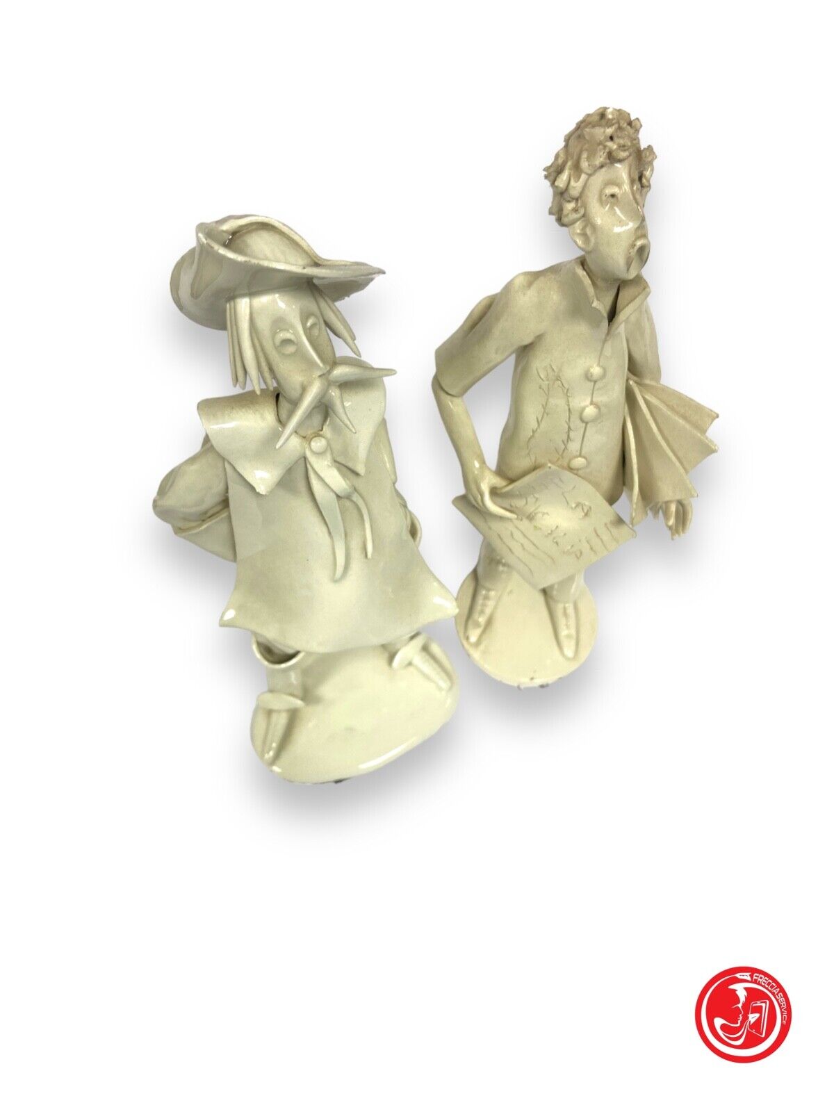 Figurines en porcelaine blanche 